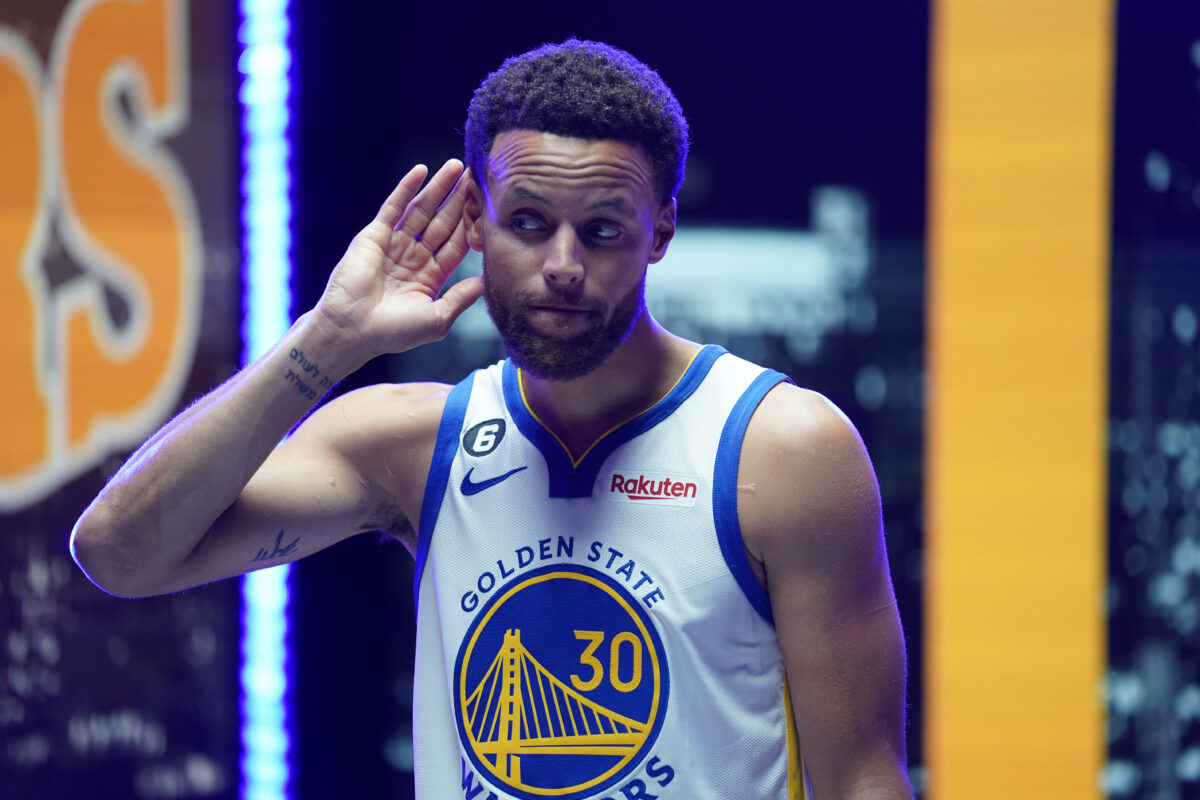 Steph Curry meets BTS member Suga at Warriors practice in Japan