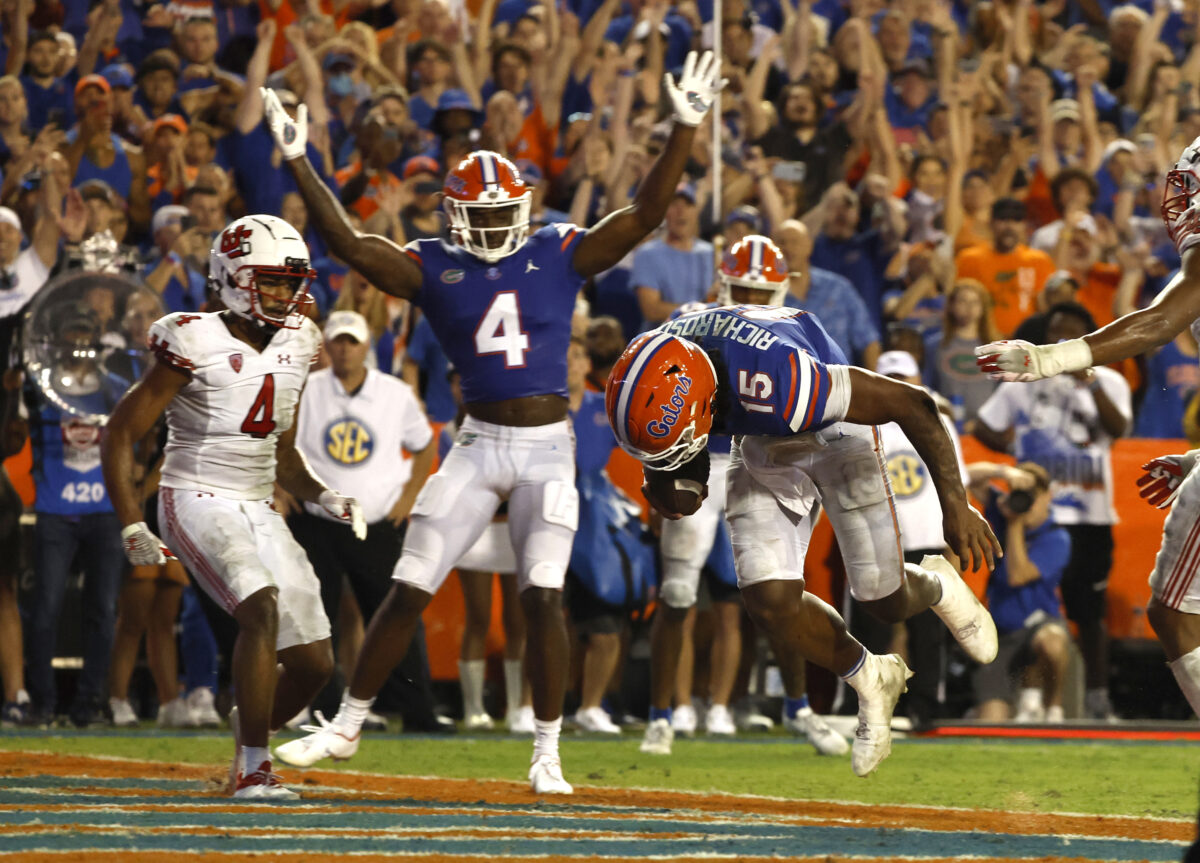 Florida moves into USA TODAY Sports Coaches Poll top 25 after Week 1 win