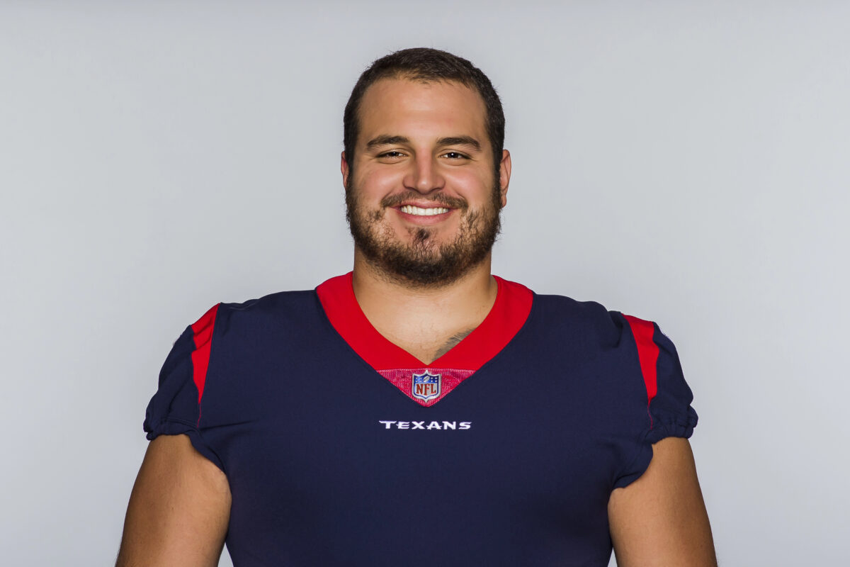 Texans downgrade DT Kurt Hinish to out against the Bears