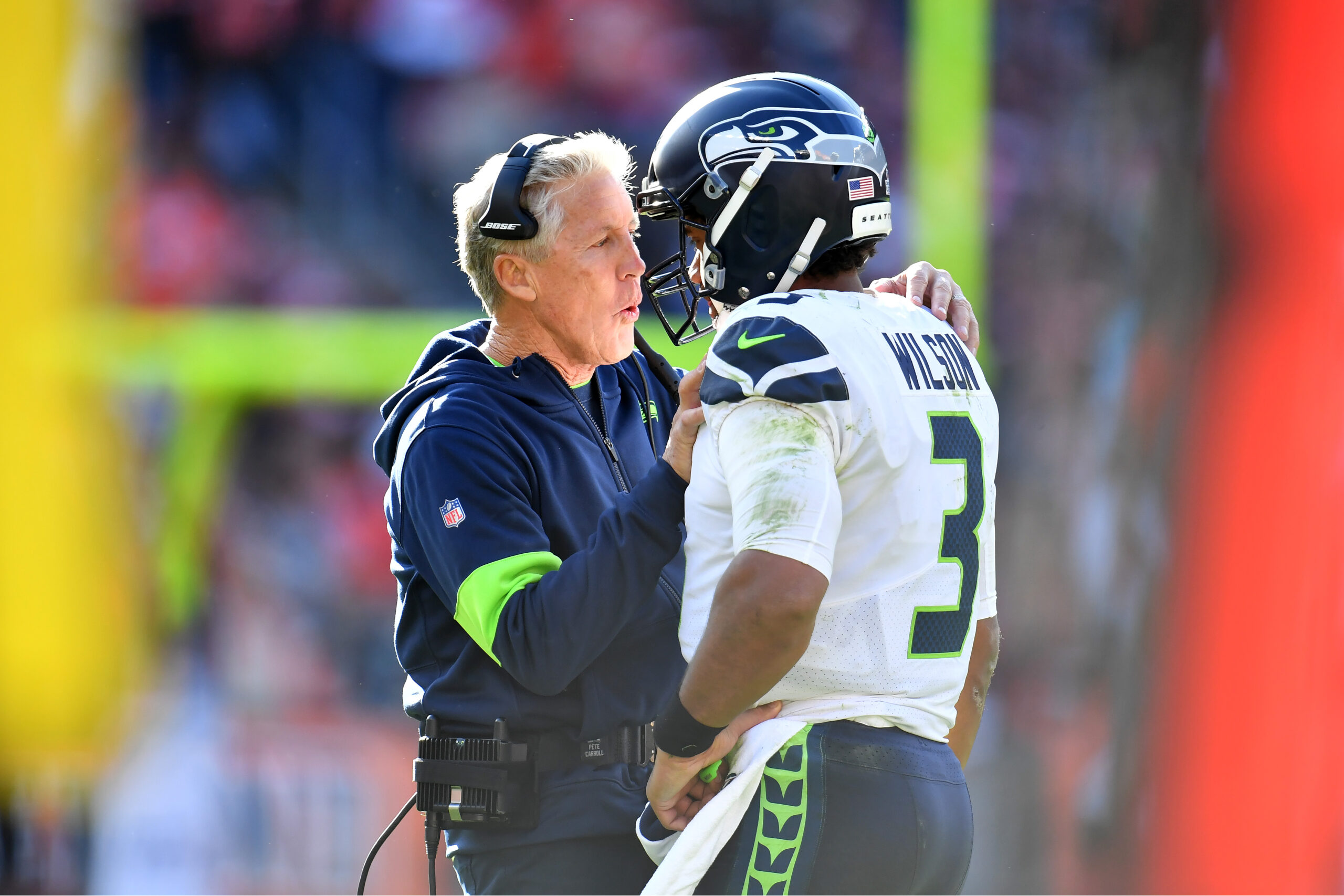Pete Carroll leaving it up to fans reacting to Russell Wilson’s return