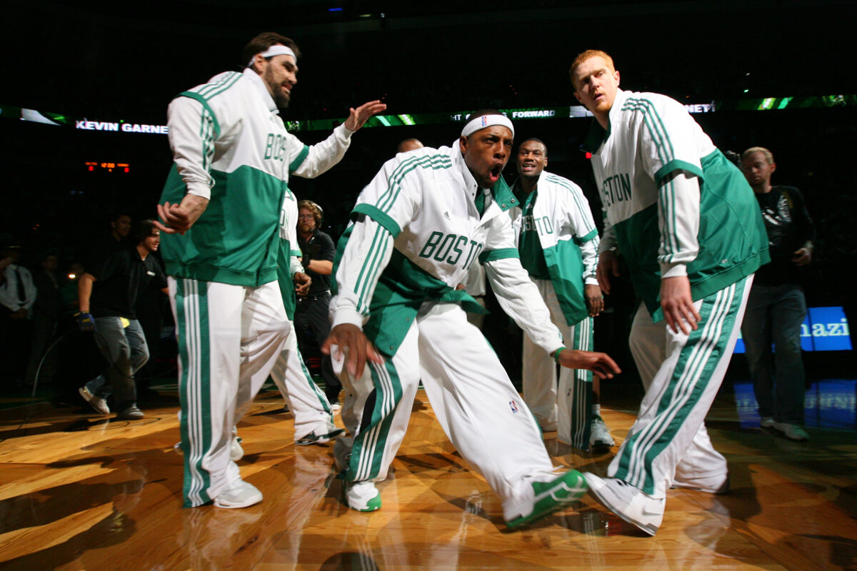 Scot Pollard and fellow Boston Celtics alum Kevin Garnett reportedly nearly fought on the 2008 title team