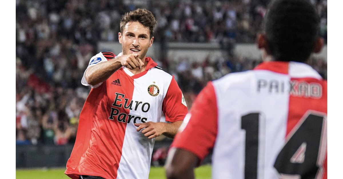 ¿Santi Giménez para titular en Qatar? Marcó de nuevo con Feyenoord