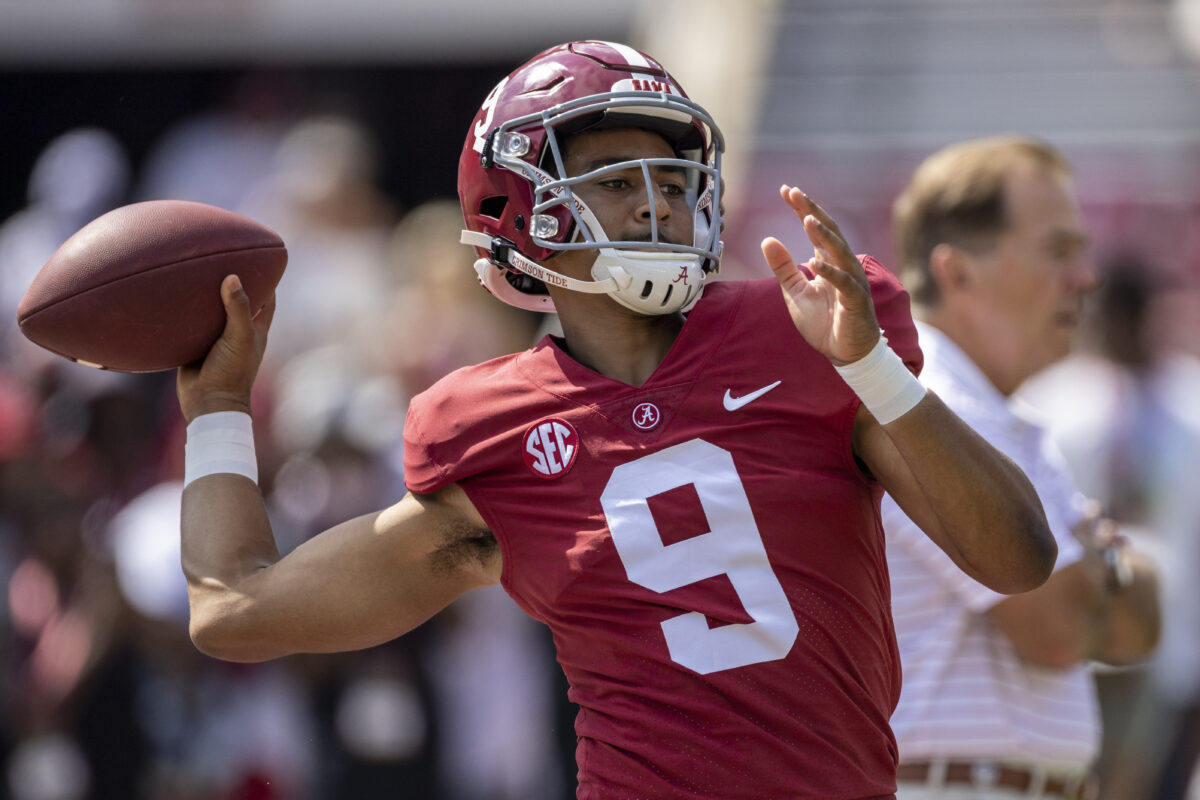 Alabama QB Bryce Young ‘day-to-day’ with shoulder injury