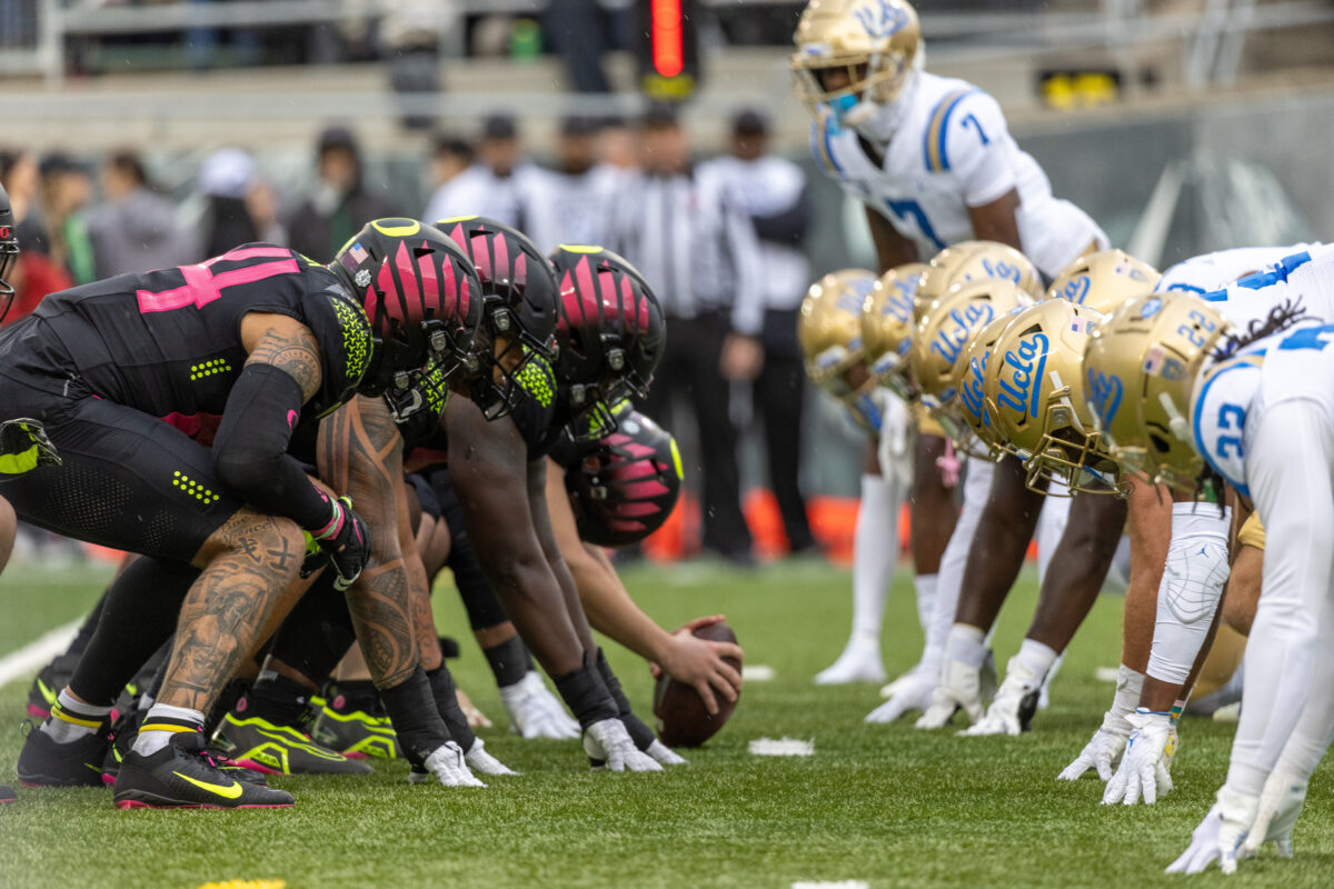 Where Oregon’s offense ranks nationally after sixth straight 40-point game vs. UCLA