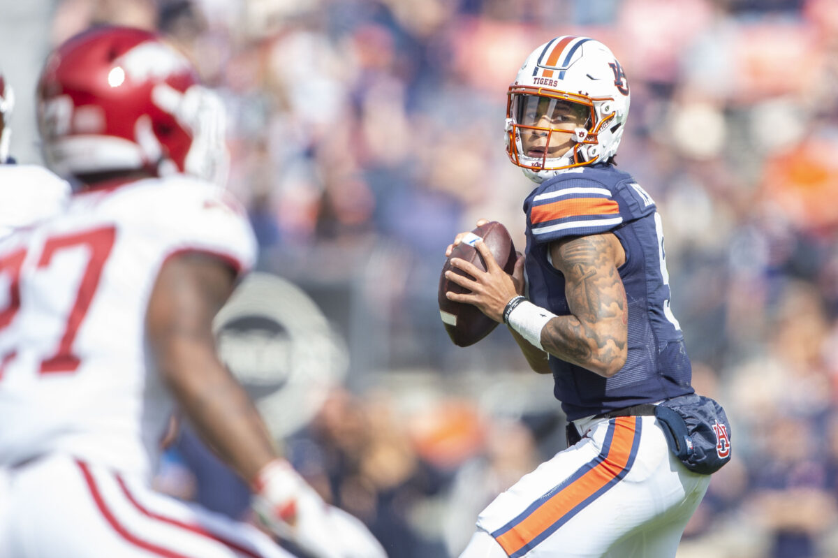 Instant Analysis: Auburn drops fourth straight game, falls to Arkansas 41-27