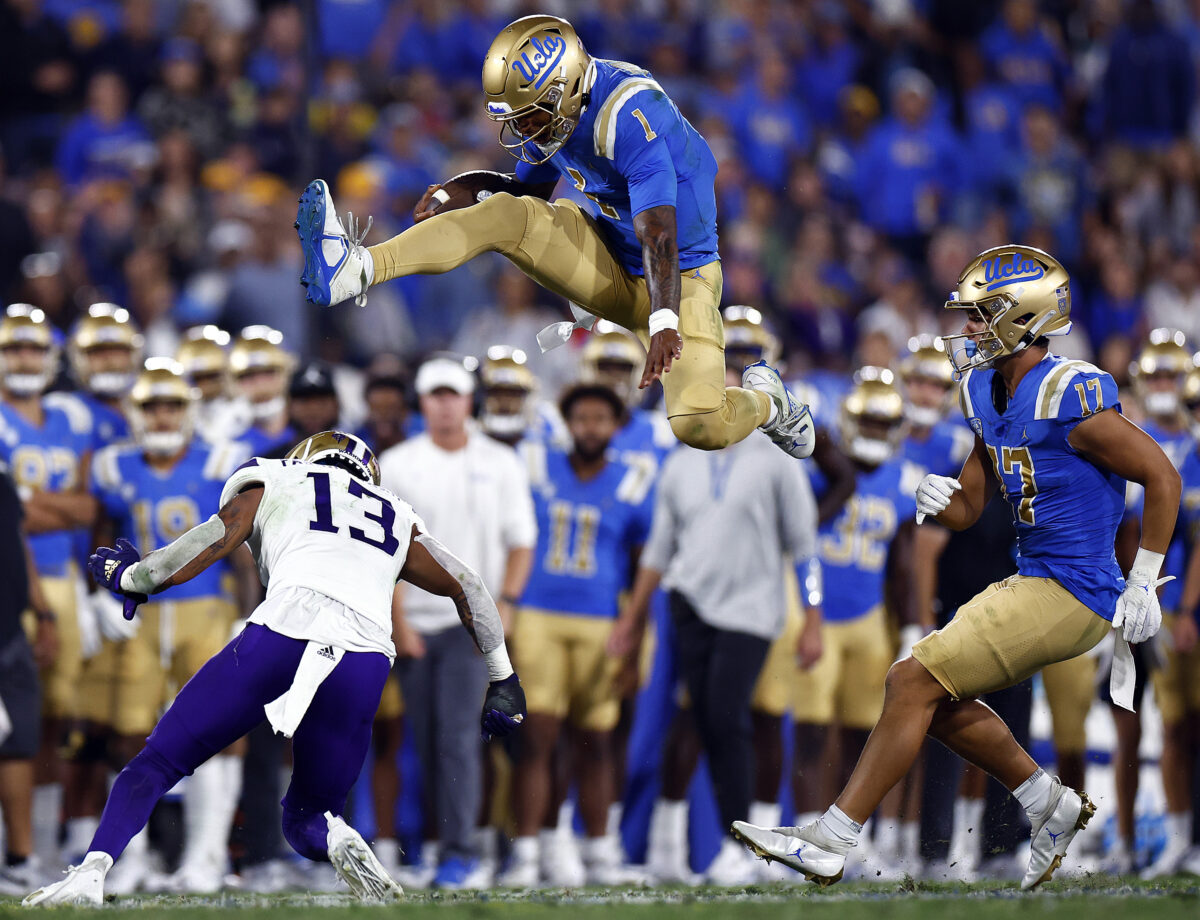 UCLA downs Washington as QB Dorian Thompson-Robinson dazzles