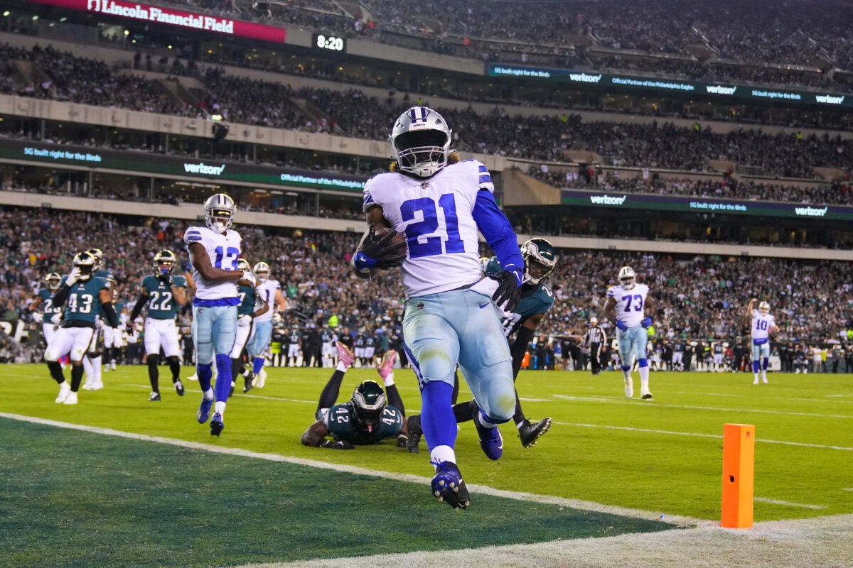 WATCH: Elliott closes game with second TD run