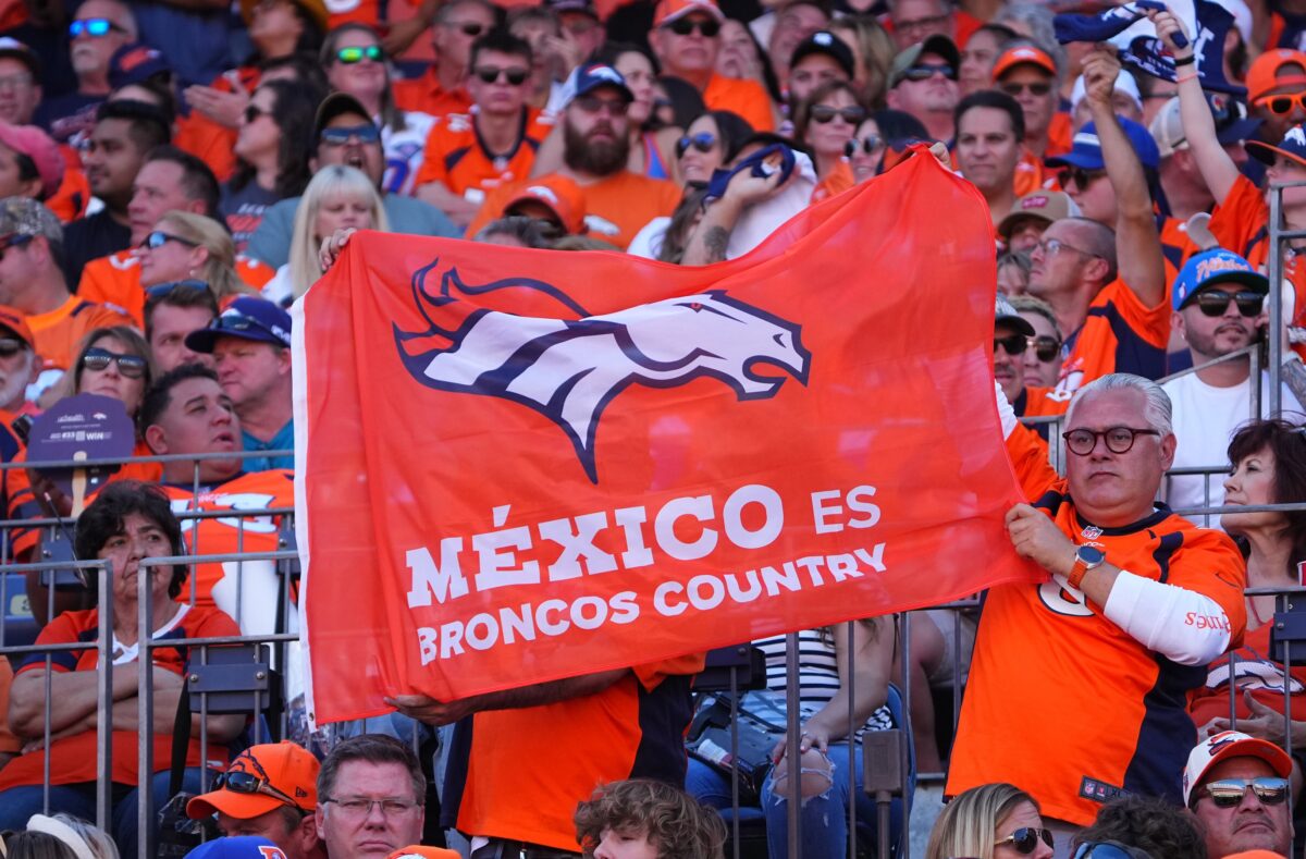 Broncos donate Tochito (flag football) kits to schools in Mexico