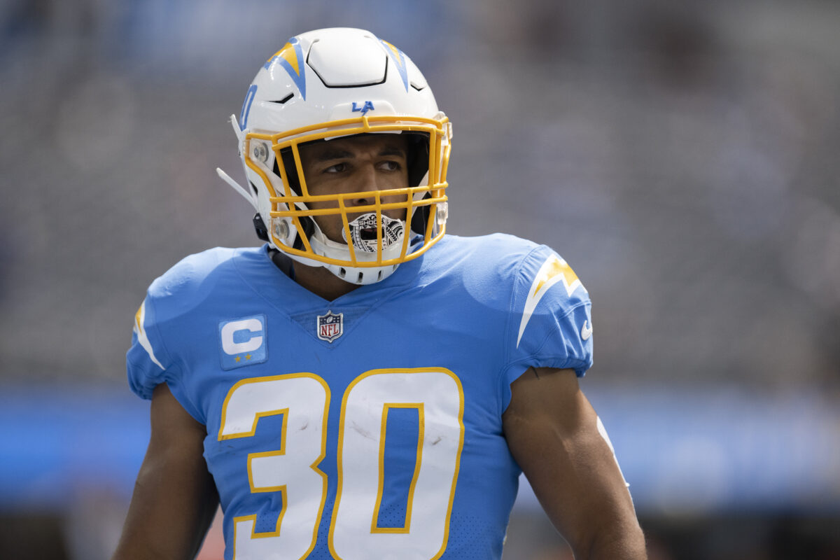 Watch: Chargers RB Austin Ekeler rushes for back-to-back touchdowns