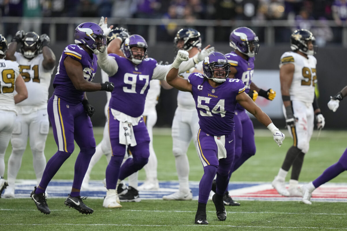 The Saints lost to Vikings on the most heartbreaking double-doink FG fail that you’ll ever see