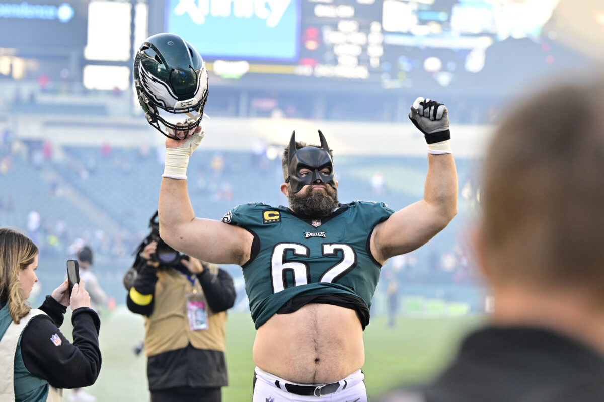 Jason Kelce called himself ‘Fat Batman’ then broke out a mask on the Eagles sideline to prove it
