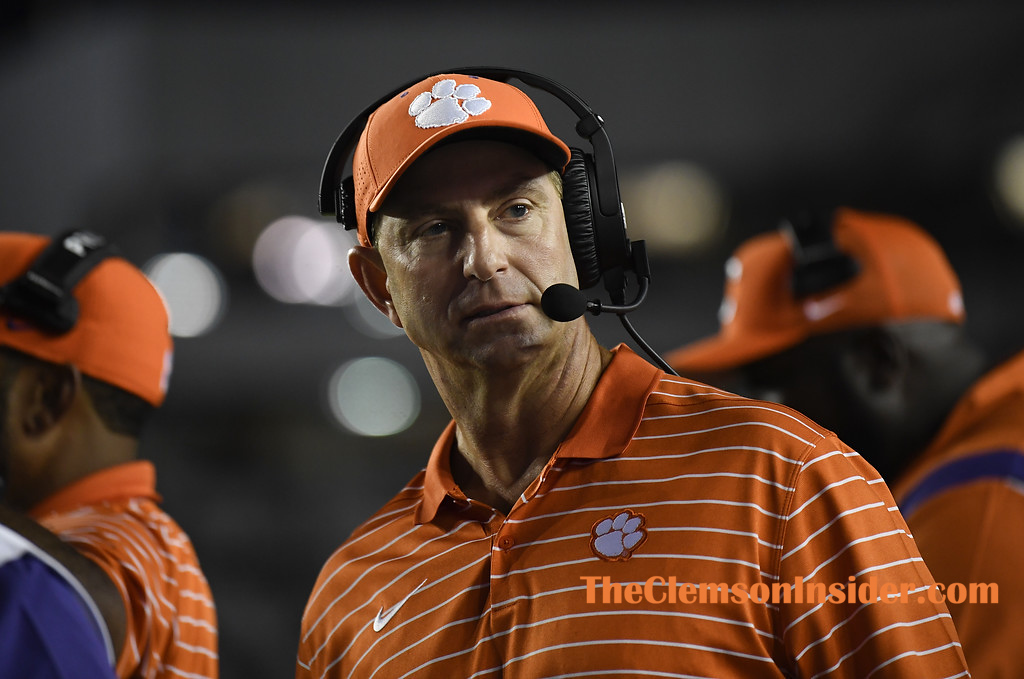 Former CFB coach says Tigers have ‘looked vulnerable,’ not one of four best teams