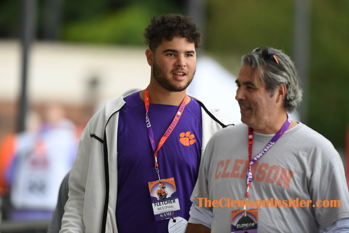 4-star OL target has ‘awesome’ visit to Clemson