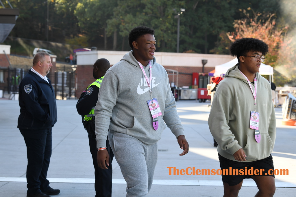Priority local OL talks latest Clemson visit, where Tigers stand