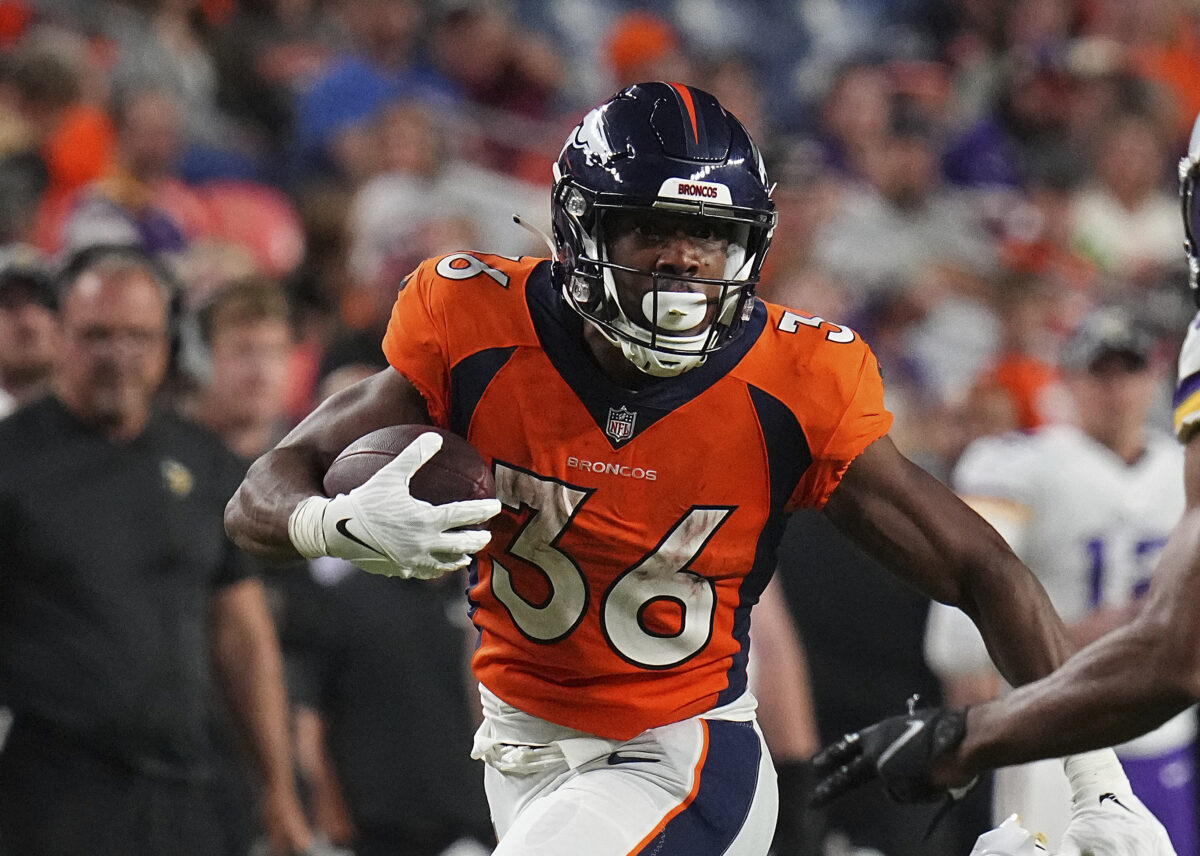 Broncos elevate 2 players from practice squad for Week 5