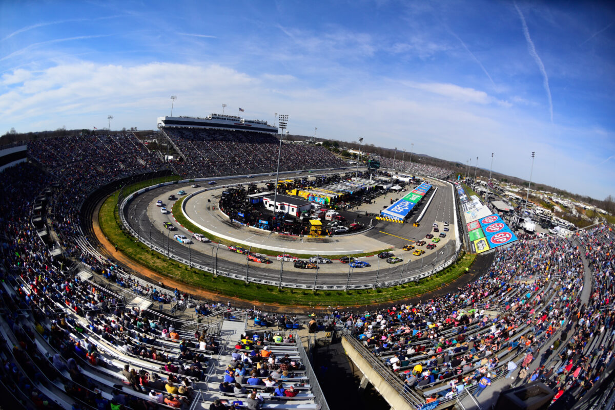 Updated NASCAR title odds with 1 race left before championship weekend at Phoenix