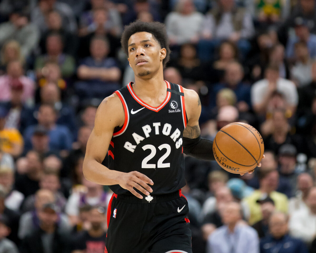 Report: Sixers sign 3-time champ Patrick McCaw to a training camp deal