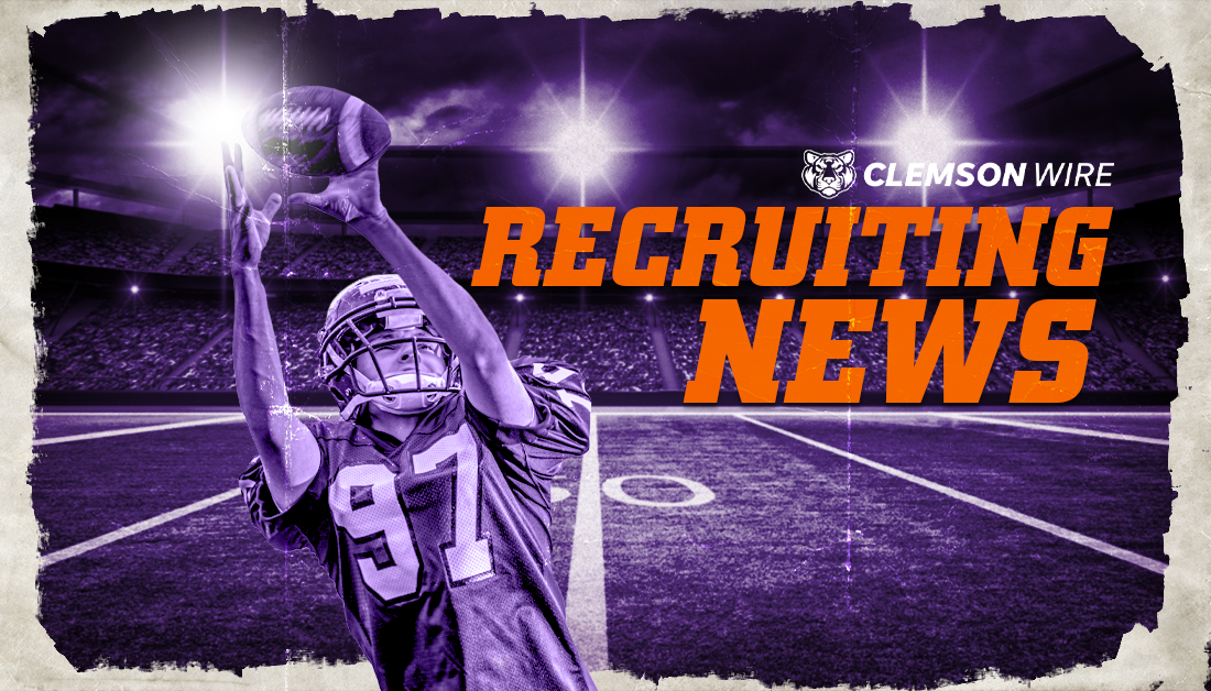 Four-star defensive lineman puts Clemson in top four, sets commitment date