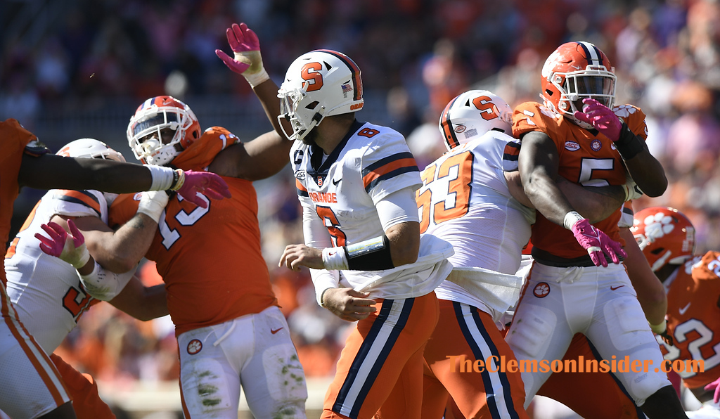 Clemson defensive lineman has question for ACC refs