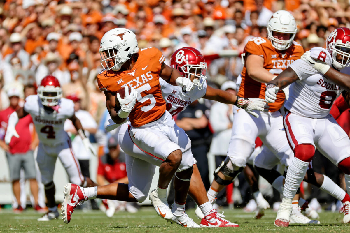 Texas opens up as the favorite against rival Oklahoma