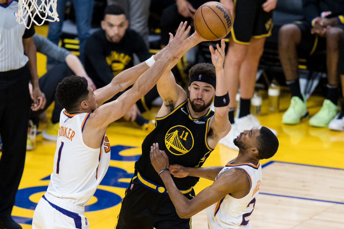 NBA Twitter reacts to Klay Thompson getting ejected vs. Suns