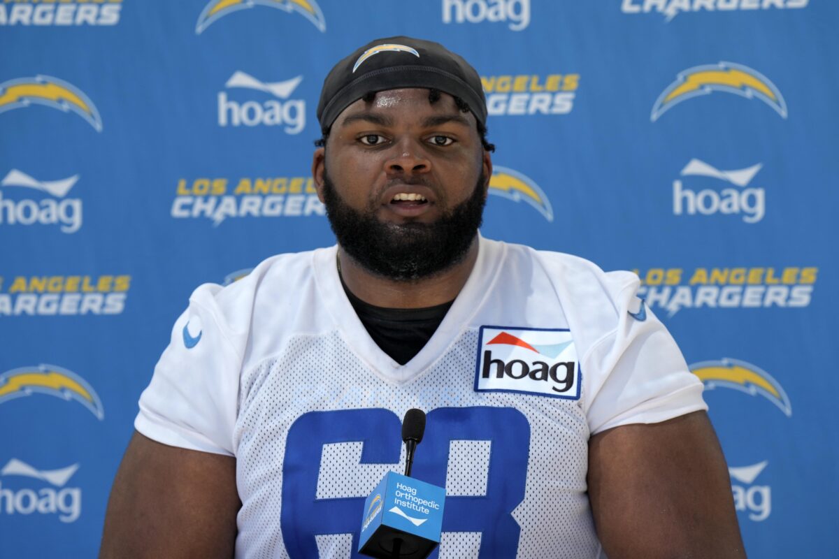 Georgia rookie named starting left tackle for Los Angles Chargers