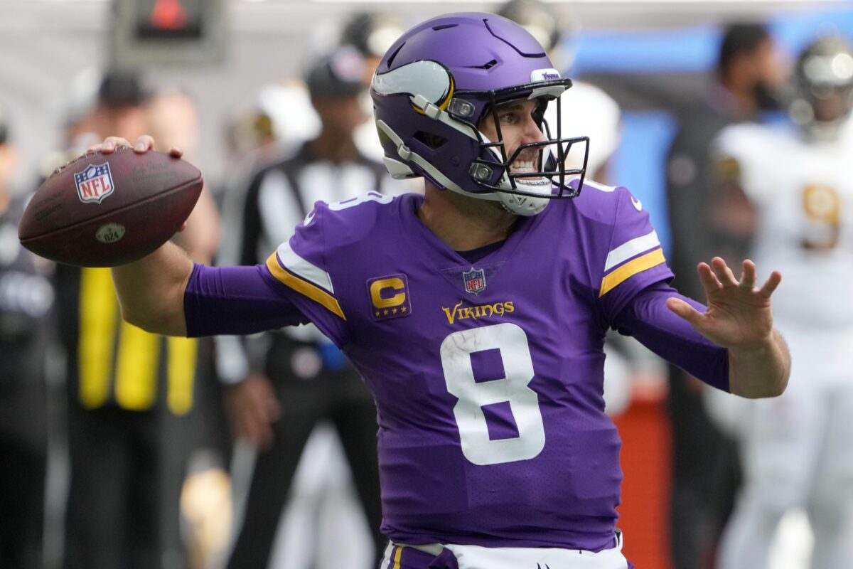 Kirk Cousins breaks Tommy Kramer’s record of consecutive completions