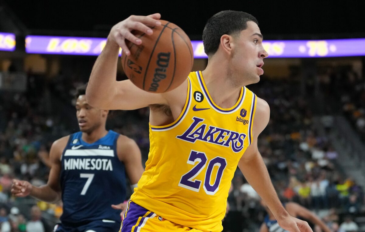 Lakers’ Cole Swider to miss at least 1 month due to foot injury