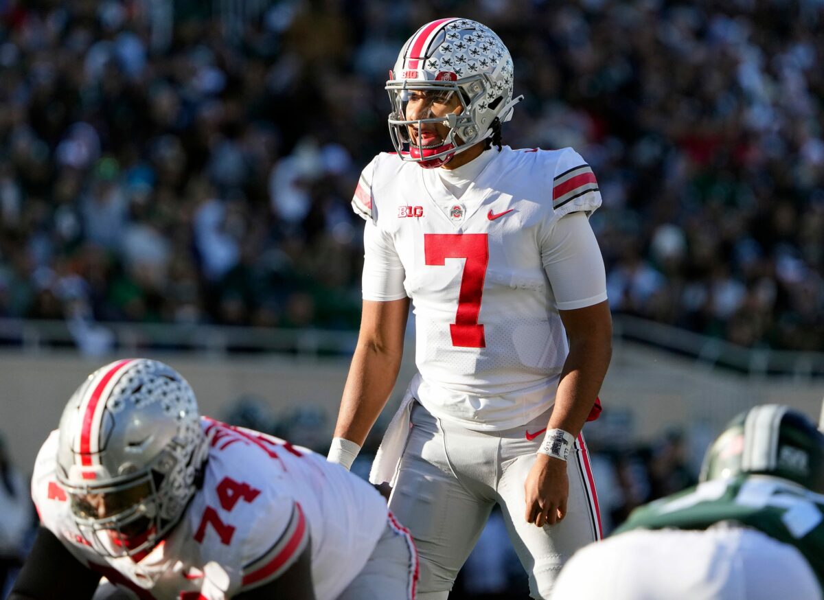 LOOK. Ohio State football finally makes move in AP Top 25 poll.