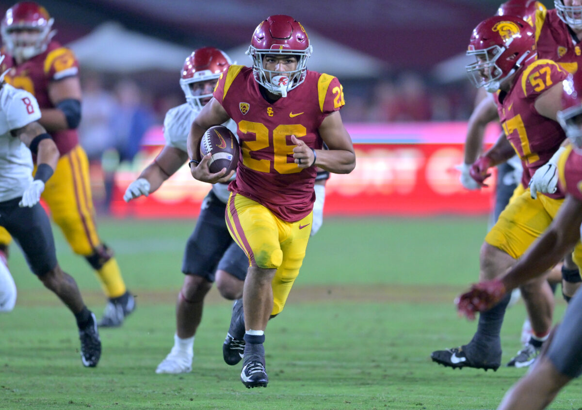 Midseason report: Travis Dye is USC’s offensive MVP for the first half of 2022 season