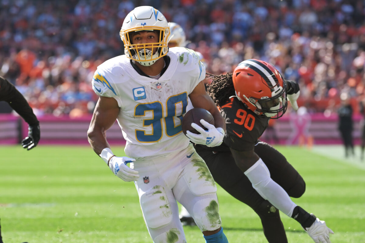 Studs and duds from Chargers’ victory over Browns