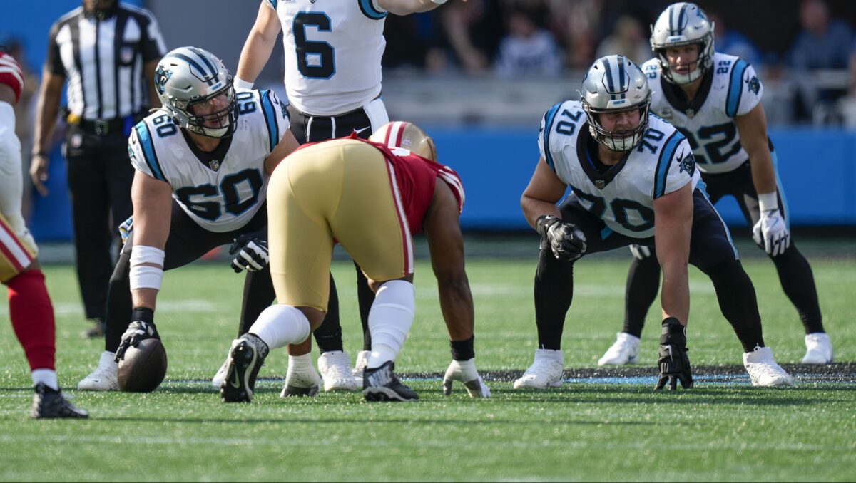 Panthers offensive line keeps snap streak going through Week 5