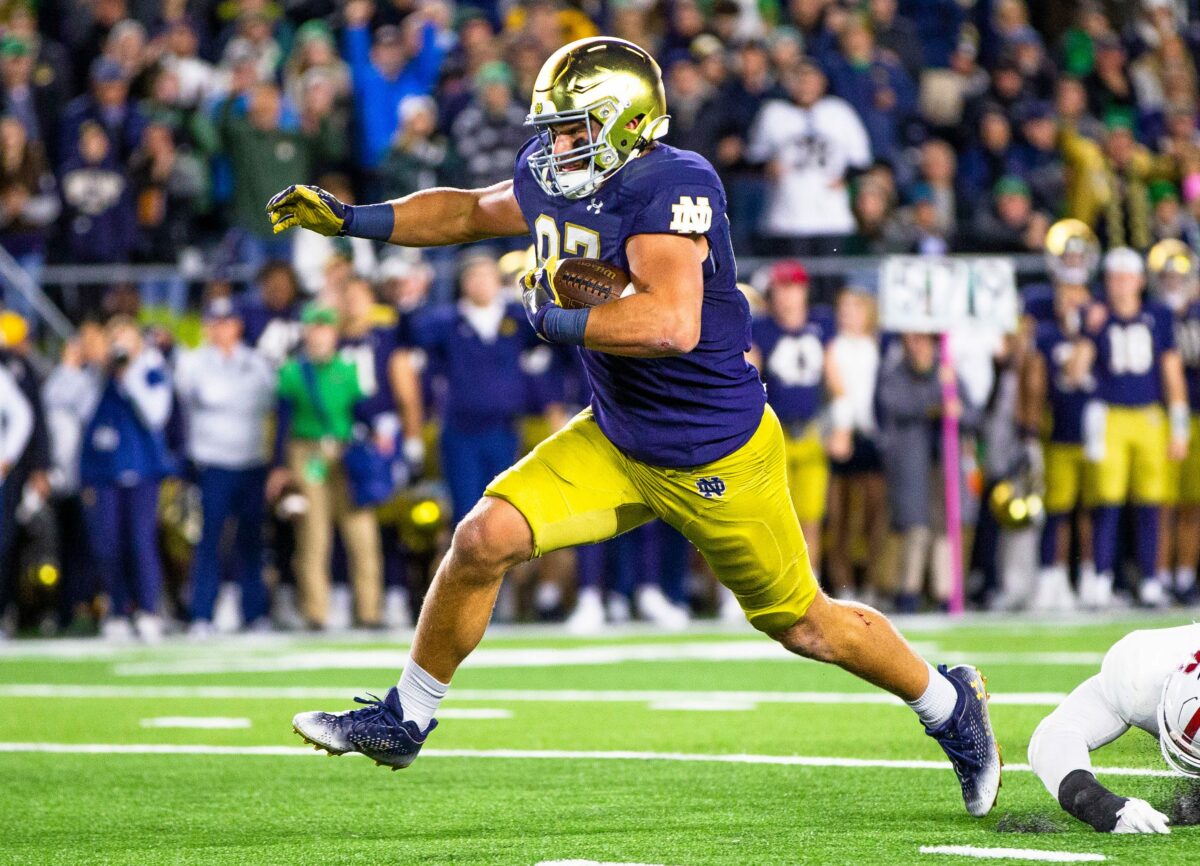 Pro Football Focus selects one Notre Dame player to win national award