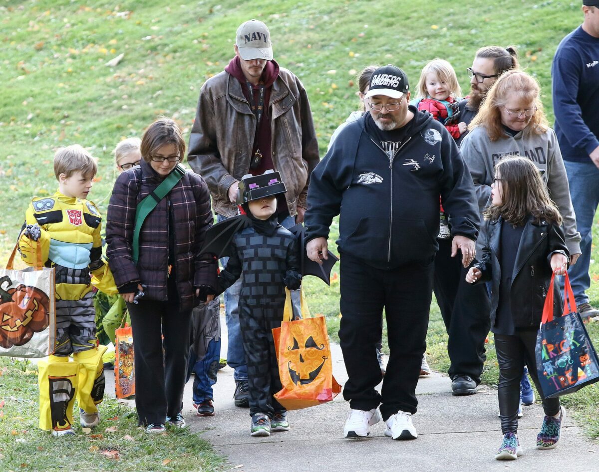10 safest cities for trick-or-treating