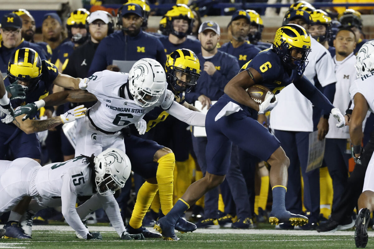 WATCH: Michigan State football players get into postgame tunnel altercation with Michigan player