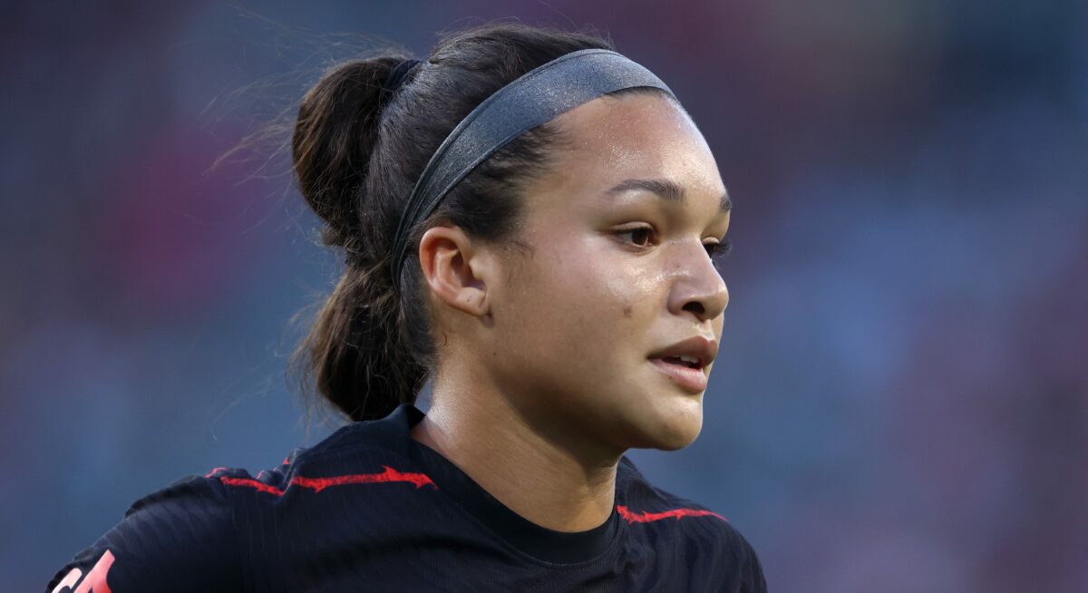 Amid off-field turmoil, Thorns star Sophia Smith says playing is her distraction