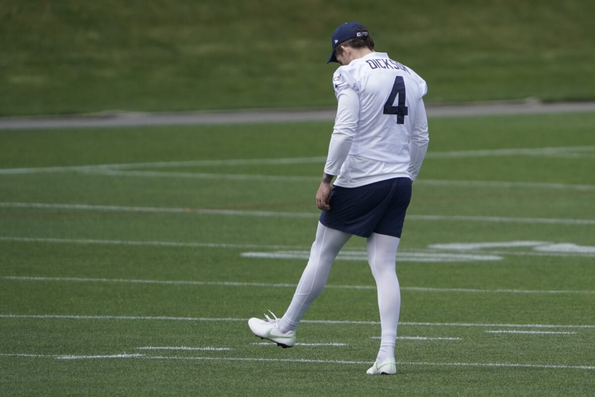 Watch: Seahawks P Michael Dickson forgets how to football