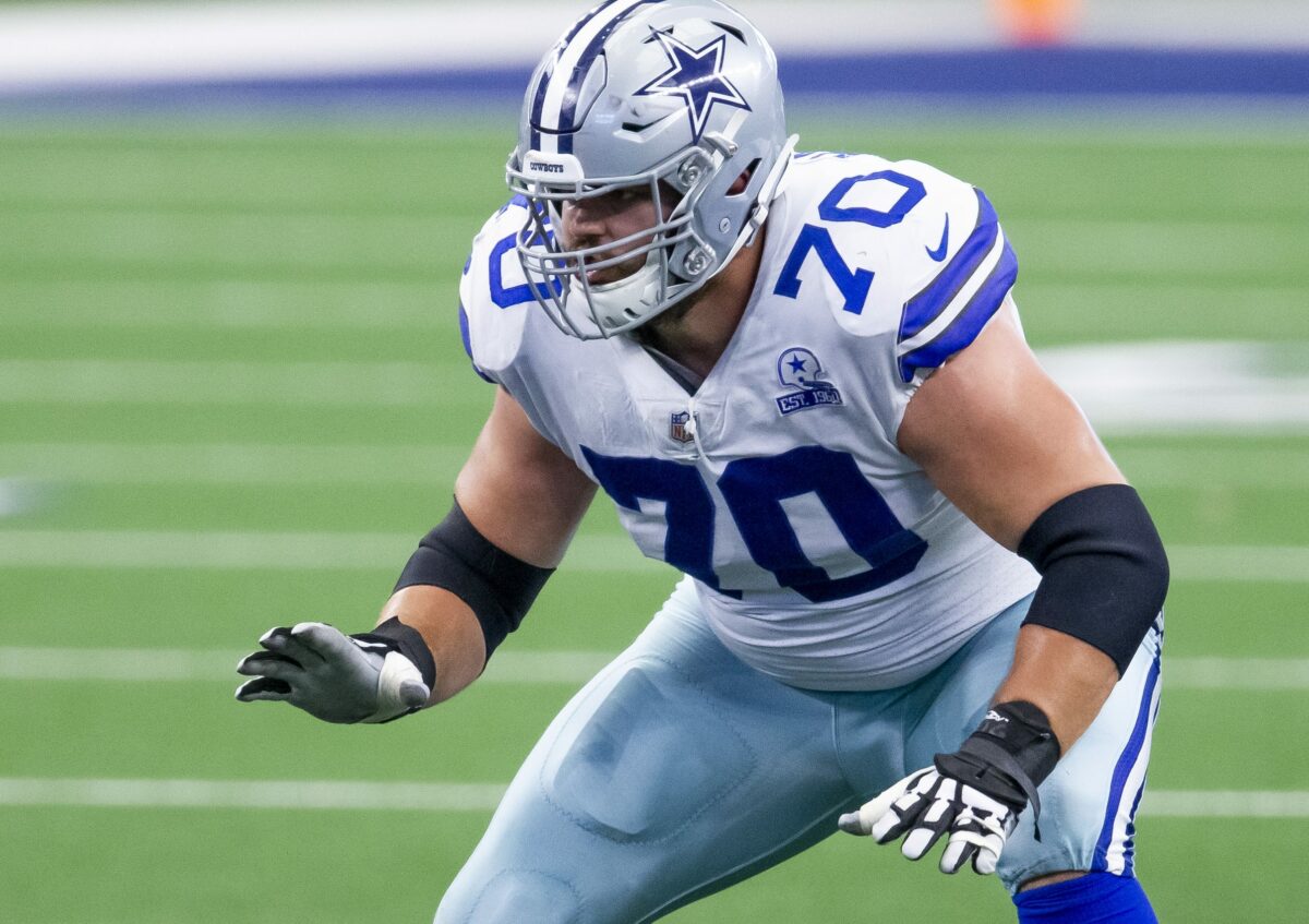 Cowboys’ Zack Martin suffers ankle injury in Q3 vs Commanders
