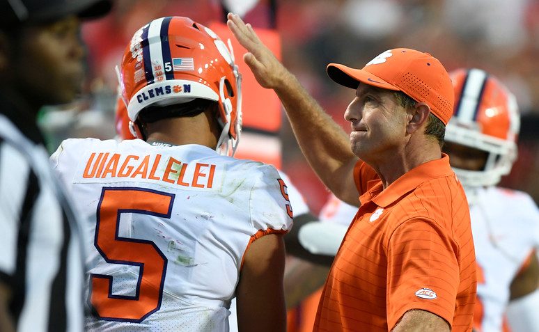 Swinney betting on Uiagalelei again