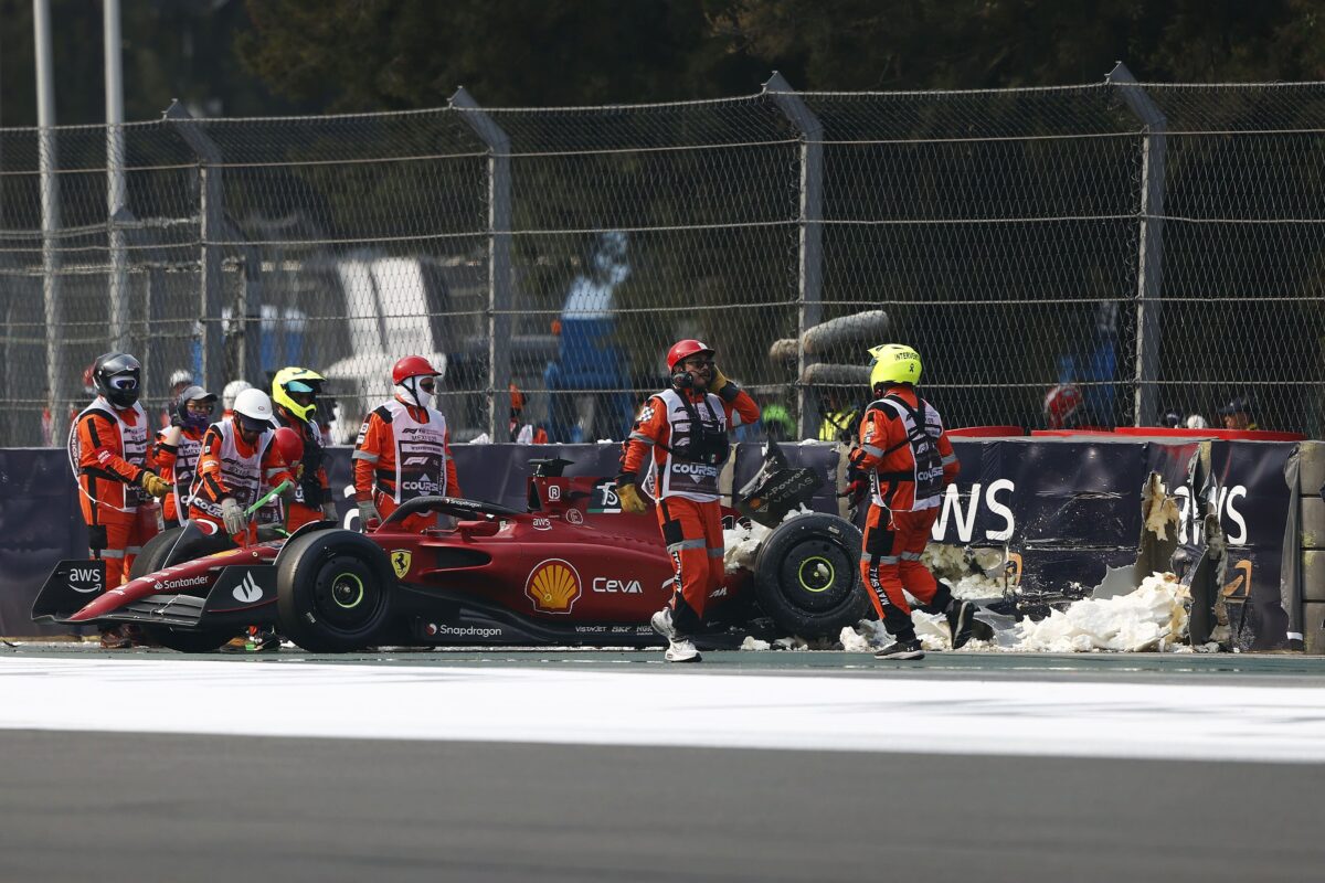 Así quedó el Ferrari de Charles Leclerc tras fuerte choque en México