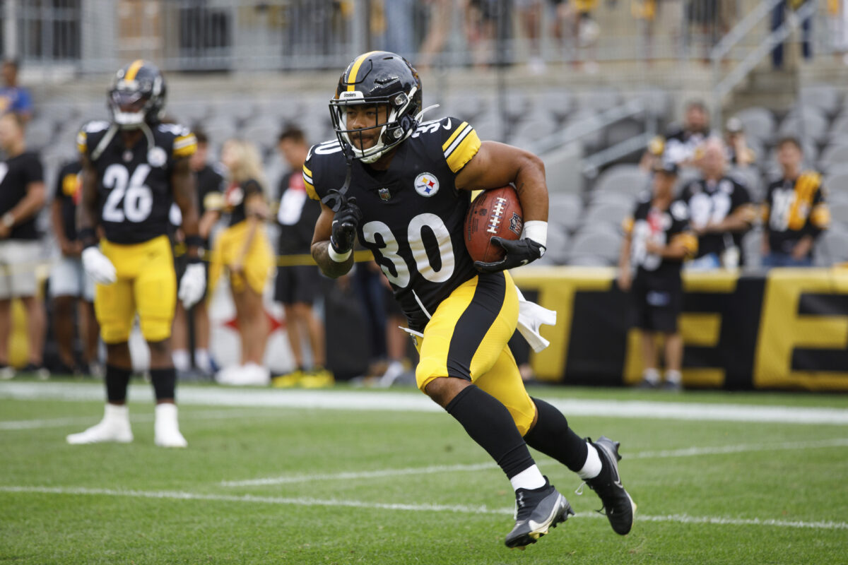 Steelers RB Jaylen Warren questionable to return with injury