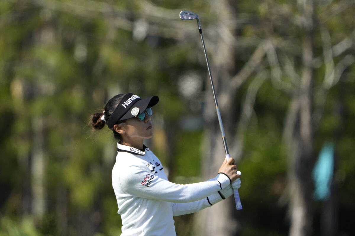 With so much on the line, Player of the Year contender Lydia Ko opens with a 65 to take early lead at CME