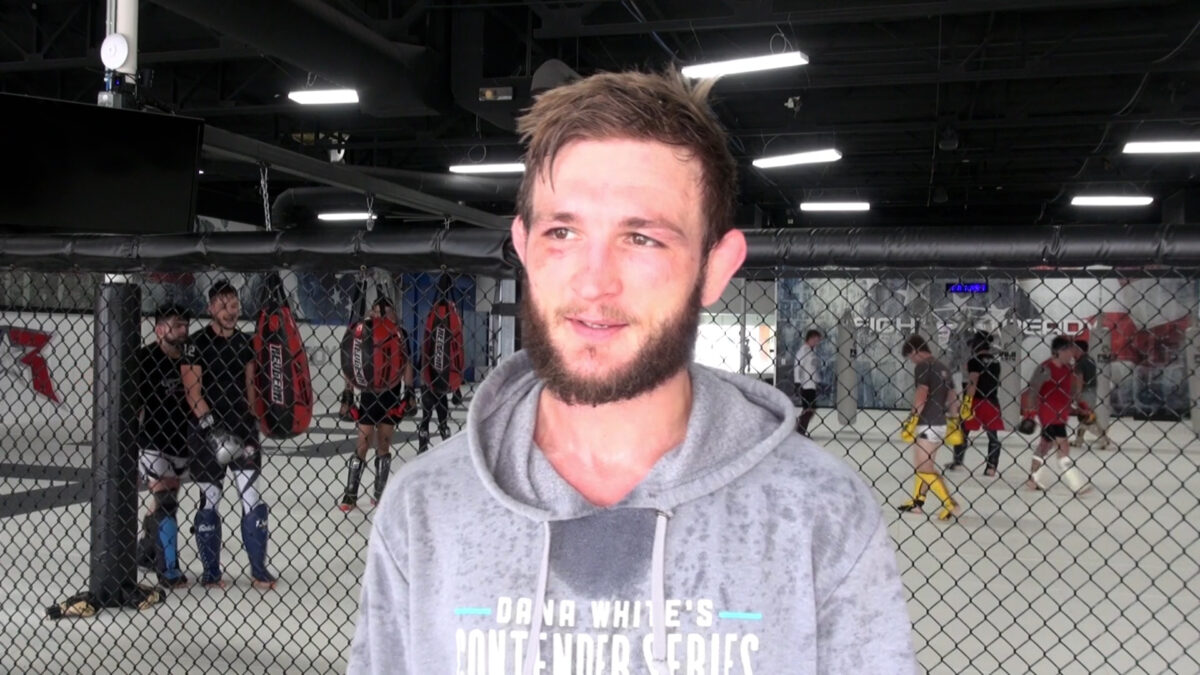 UFC’s Jonathan Pearce aims to make name for himself vs. Darren Elkins: ‘I belong in the top of the division’