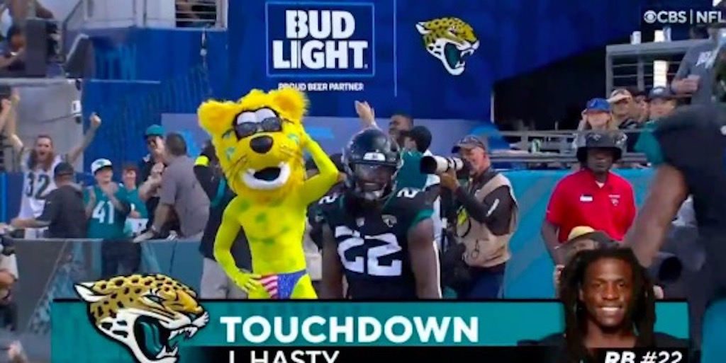 NFL Week 12 Awards: Jaguars’ thong-wearing mascot had Sunday’s most spectacular TD celebration
