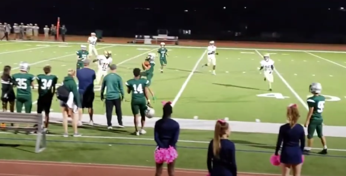 Football Rewind: Texas HS team saves undefeated season with clutch blocked punt, touchdown
