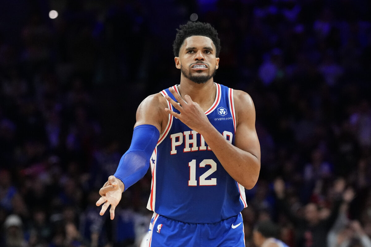 Sixers react to Tobias Harris leaving with illness in loss to Cavaliers