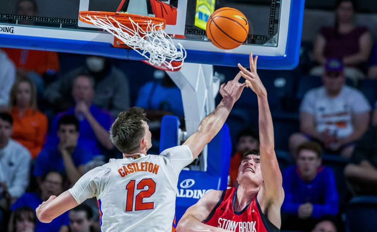 Florida basketball adds a couple votes in AP Poll’s Week 2 update