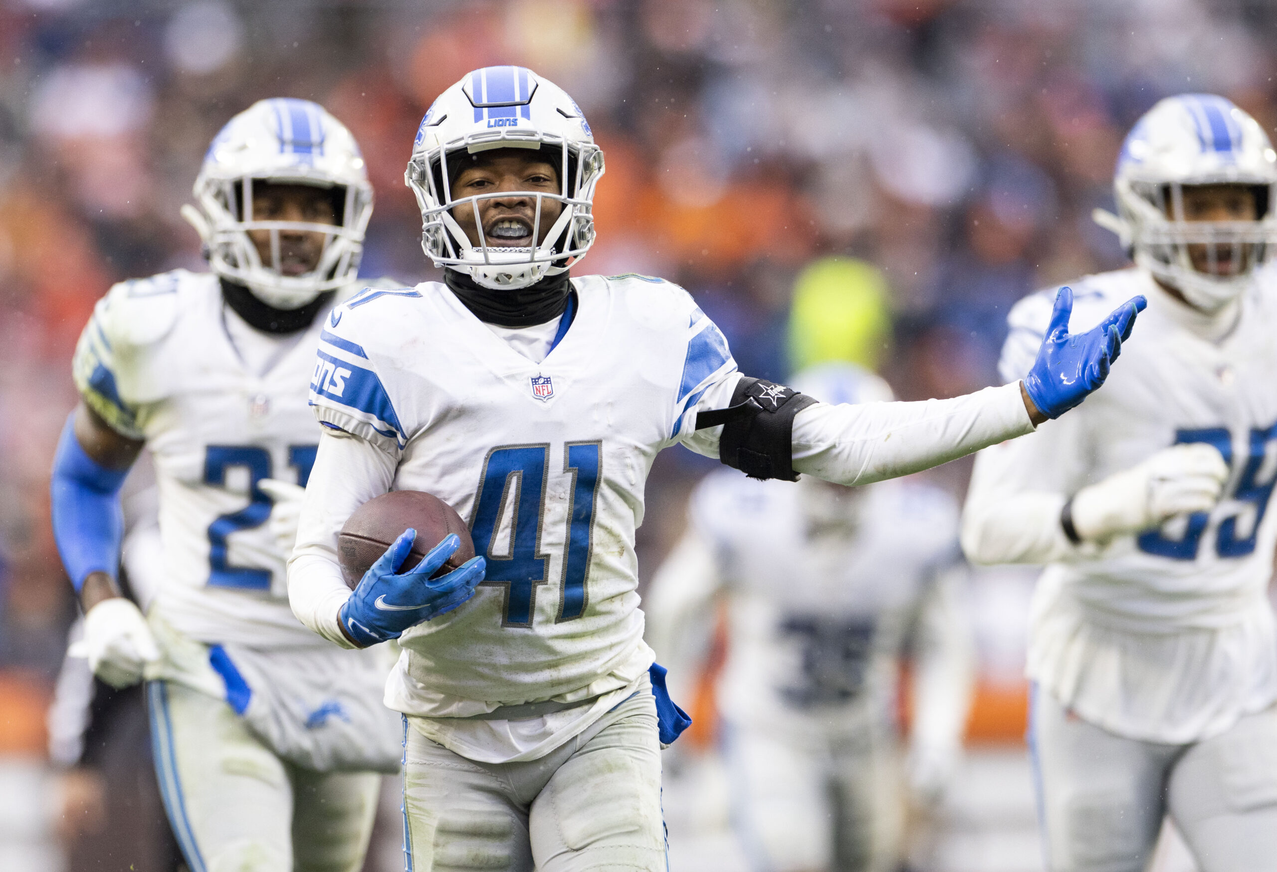 AJ Parker signs back to the Lions practice squad