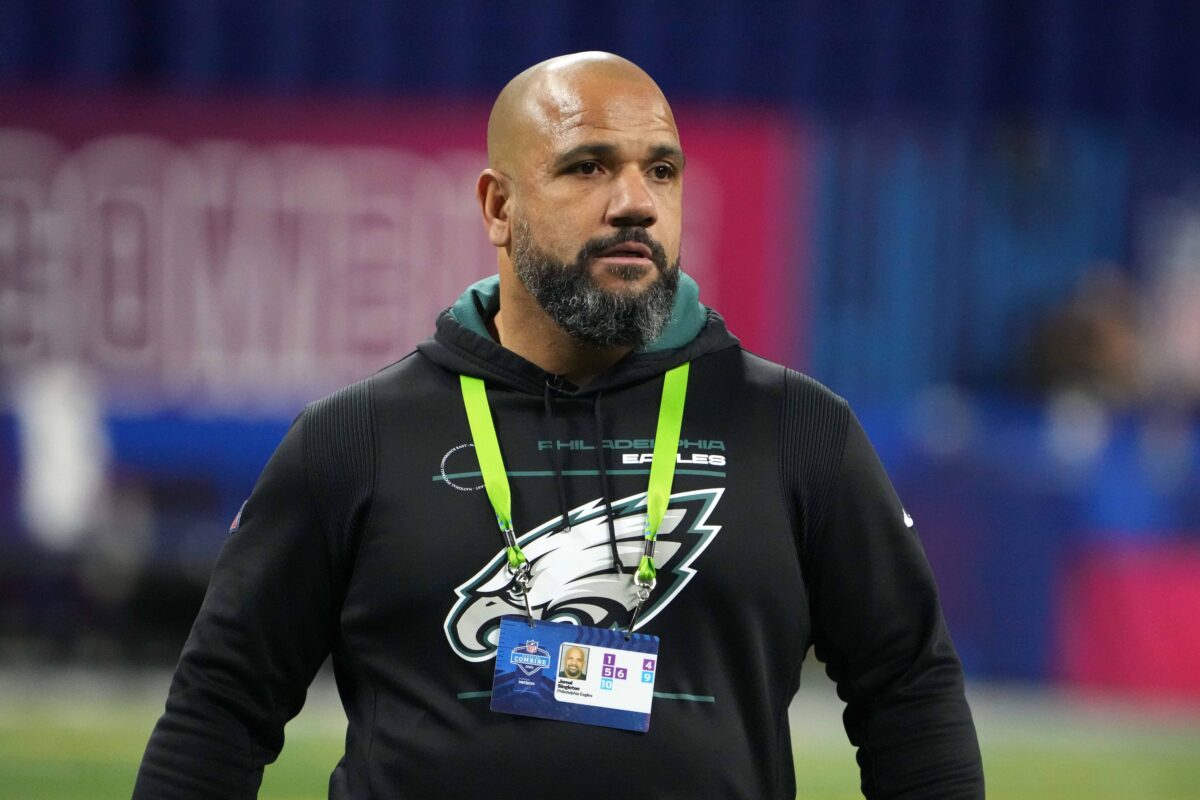 Eagles nominate assistant head coach Jemal Singleton for USAA Salute To Service Award