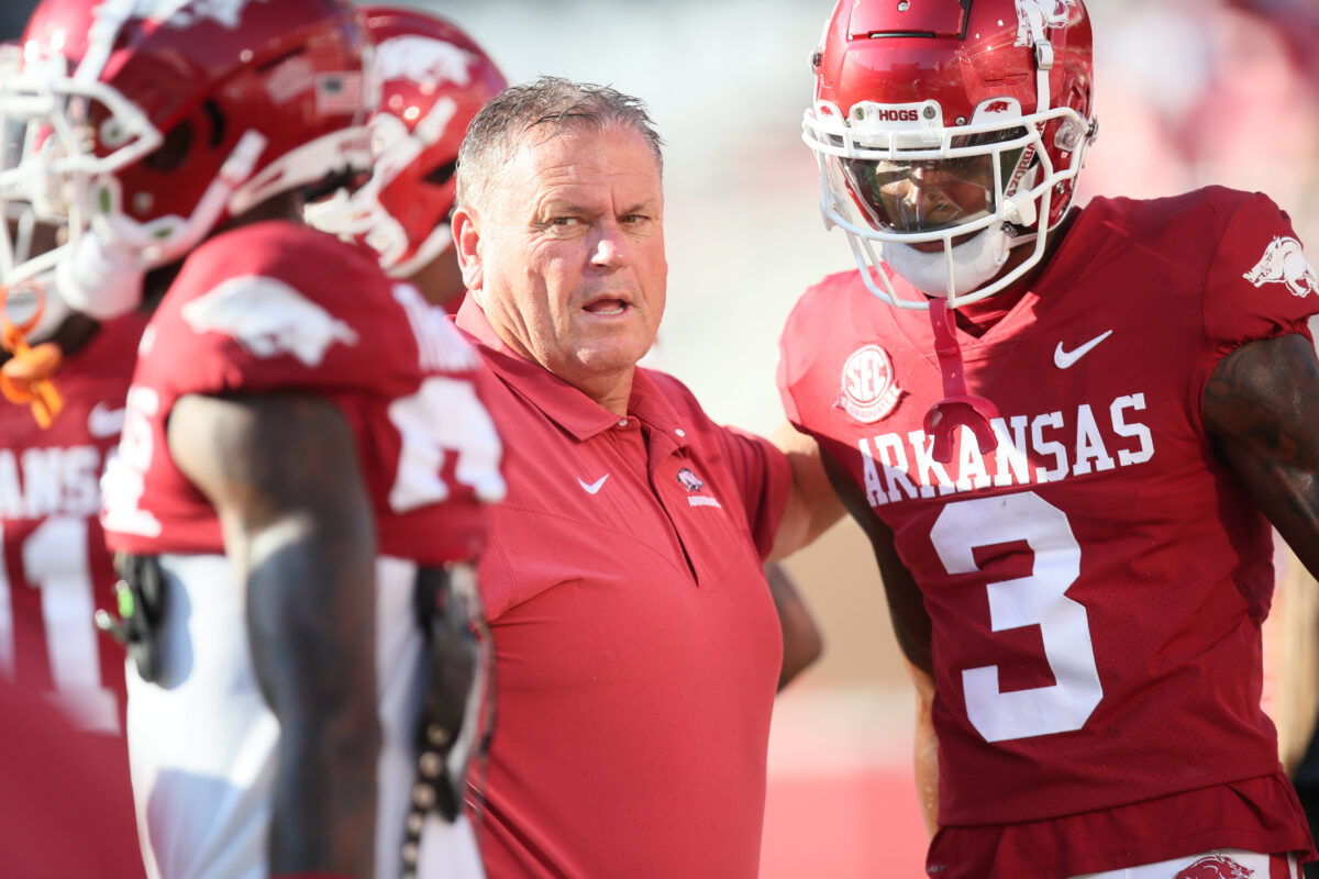 Arkansas football lands commitment from top defensive end for 2024